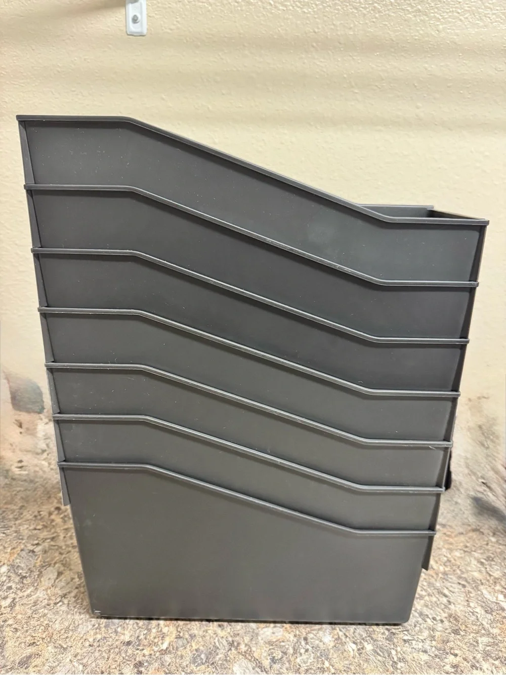 7 black connectable Organizer bins